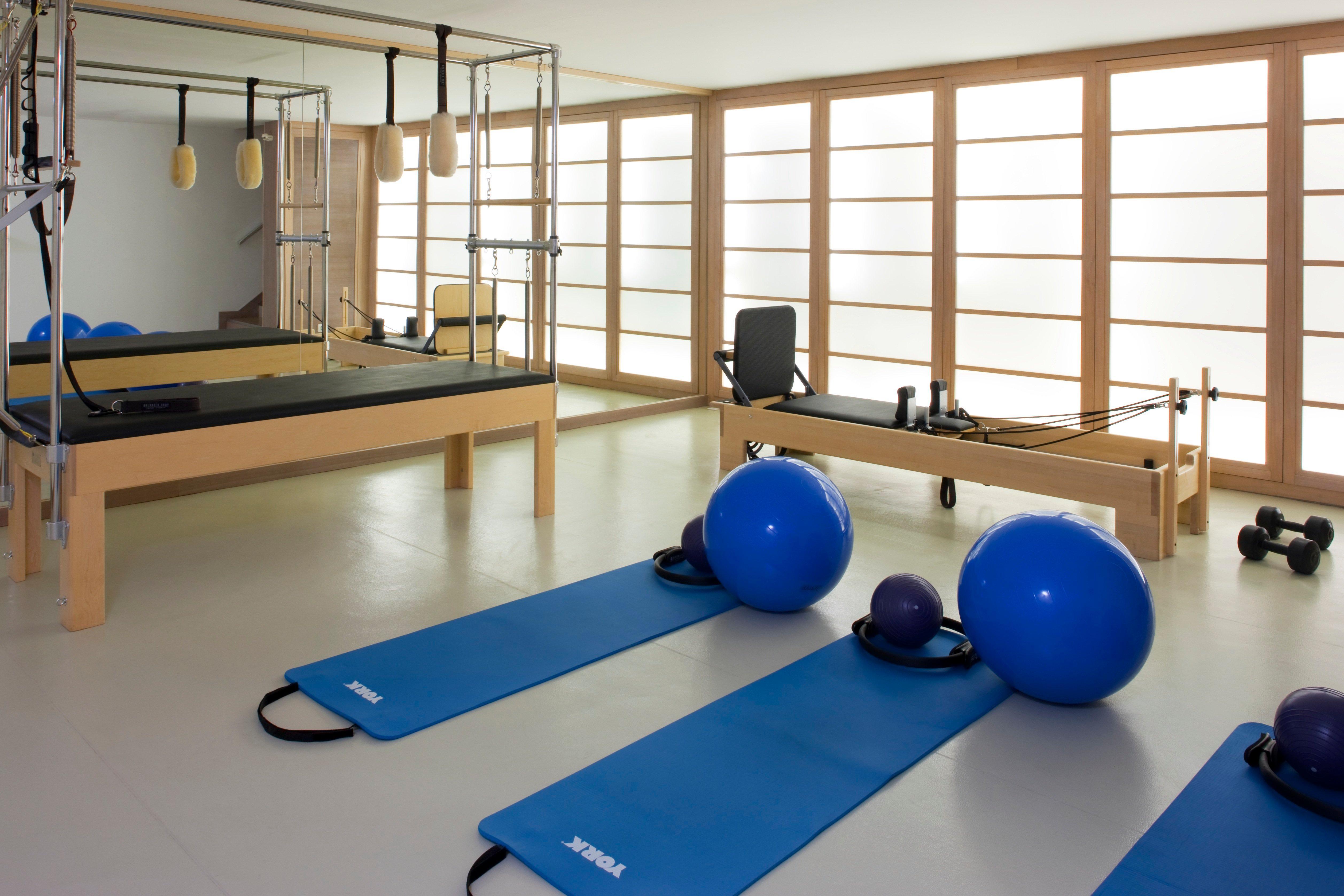 Holiday Inn Istanbul City By Ihg Kültér fotó A Pilates studio