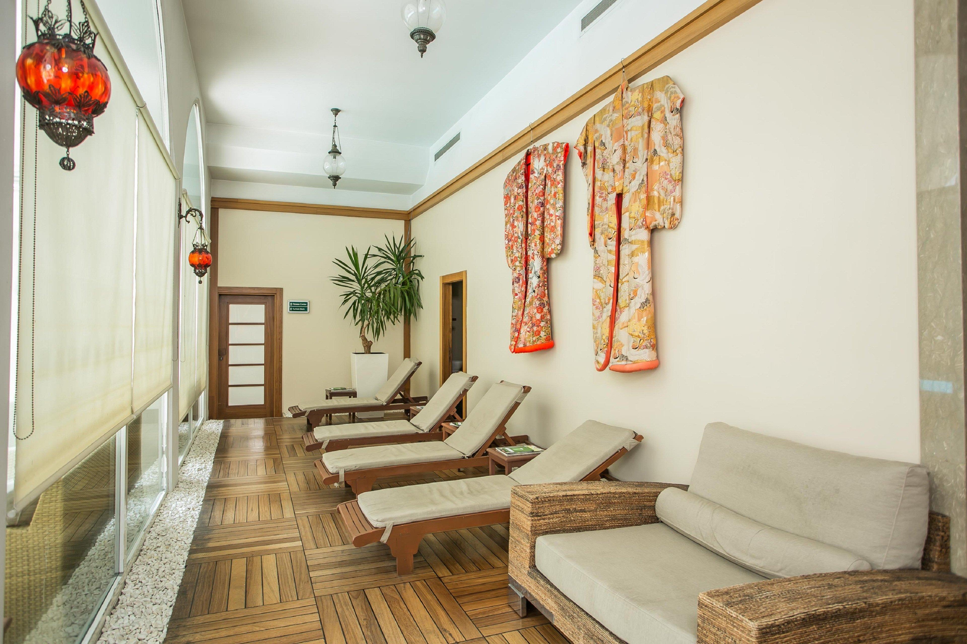 Holiday Inn Istanbul City By Ihg Kültér fotó The spa at the hotel