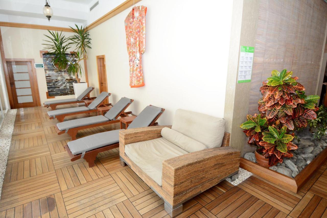 Holiday Inn Istanbul City By Ihg Kültér fotó The spa at the Grand Hotel